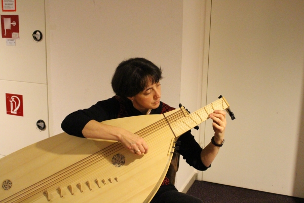 Basslautencister